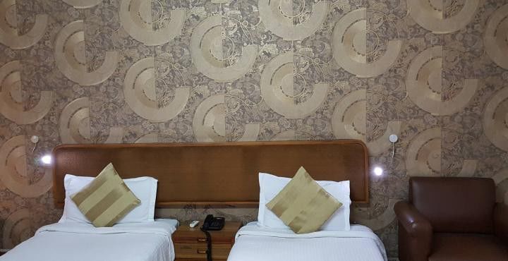 Oyo 15791 Flagship Hotel Executive Hazratganj Лакхнау Экстерьер фото